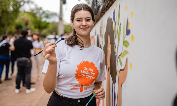 Jóvenes y adolescentes plasmaron a través del arte un mundo sin violencia - OviedoPress