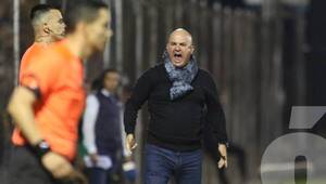 Crónica / ¿Sigue o no Jubero como técnico de Guaraní? Lo último que se sabe