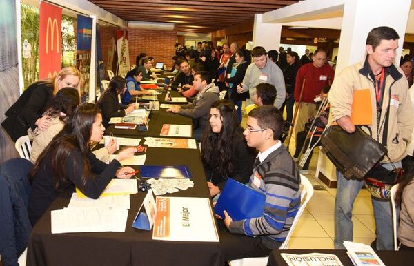 Casi 260.000 jóvenes en Paraguay ni estudian ni trabajan - Economía - ABC Color