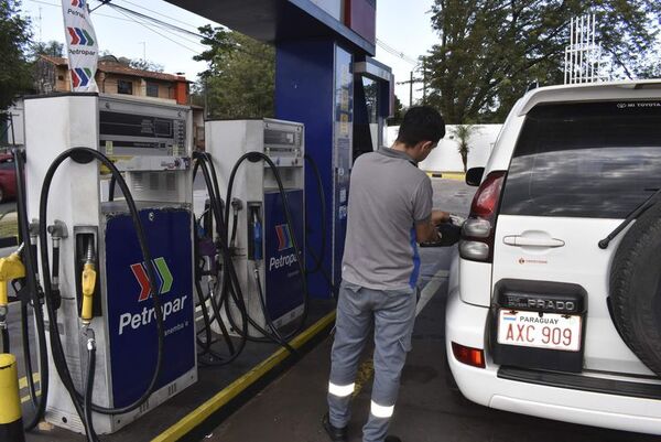 Legisladores piden reingeniería de los costos de Petropar - Economía - ABC Color