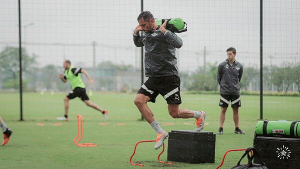 Rubén Di Tore: "Es un torneo con equipos muy irregulares"