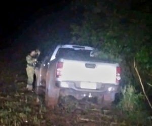 Policia paraguaya recupera camioneta robada en Ponta Porã