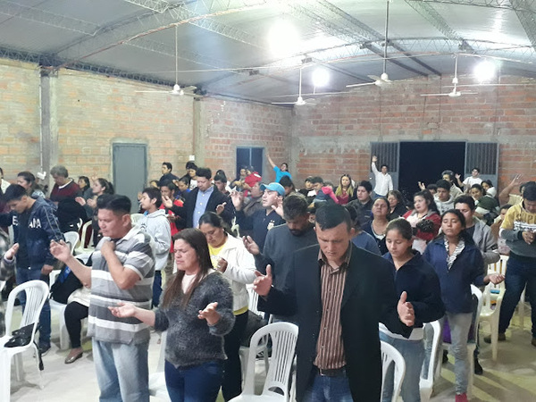 Diario HOY | Ingresó a una iglesia, pero no para rezar: trató de robar varios objetos y fue atrapado