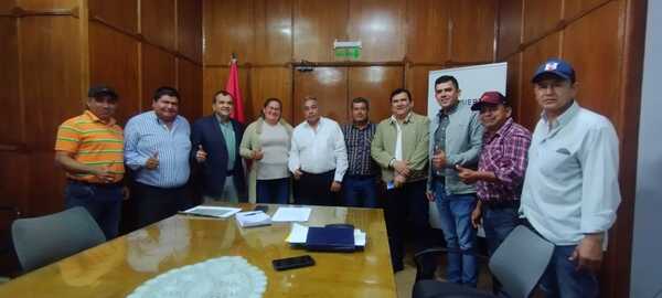 Ministro del MOPC y comitiva de Horqueta analizaron proyectos para el distrito