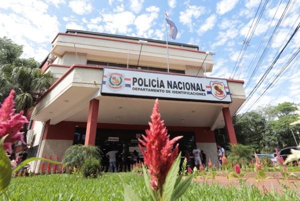 Diario HOY | Aumento de pasaportes y antecedentes policiales obedece a reajuste del jornal, aclara Identificaciones