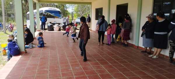 200 personas fueron atendidas en San Cosme en una jornada de atención médica