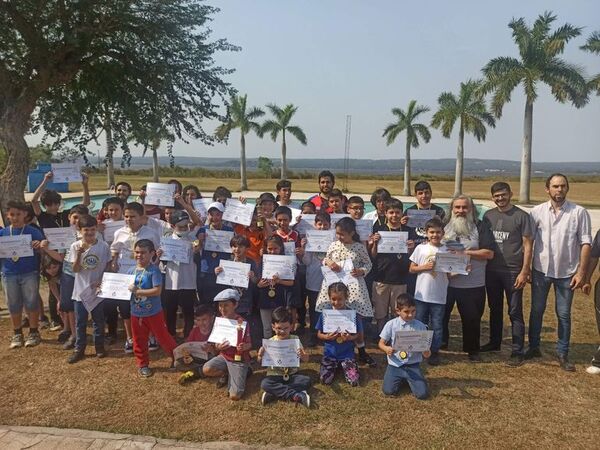 Ajedrez: con juego y aprendizaje en Itauguá - Polideportivo - ABC Color