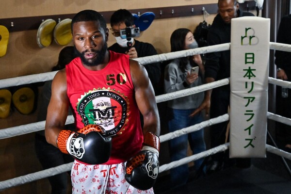 Diario HOY | "Adversario fácil, dinero fácil", estima Mayweather sobre combate en Japón