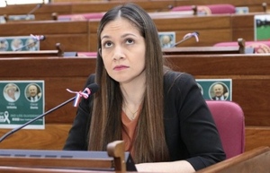 Diario HOY | Senado otorga acuerdo constitucional para que Carmen Marín vaya al BCP