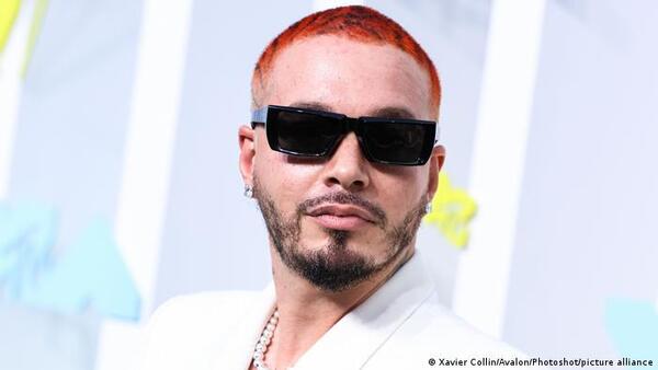J Balvin lanza OYE, una aplicación para cuidar la salud emocional
