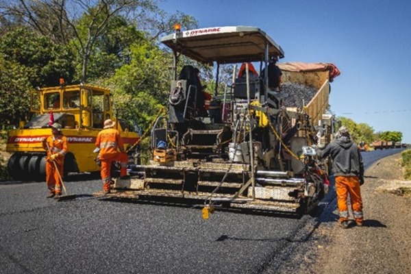 Diario HOY | Duplicación de la Ruta PY02: continúan los trabajos en el Cerro Caacupé