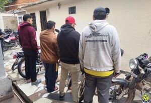 Redada policial deja varios aprehendidos y motos incautadas •