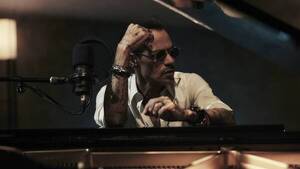 Crónica / Marc Anthony se vuelve diseñador de joyas re chururú