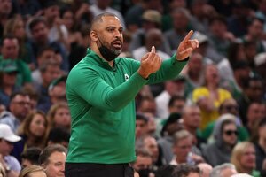 Celtics podría suspender a su entrenador por toda la temporada