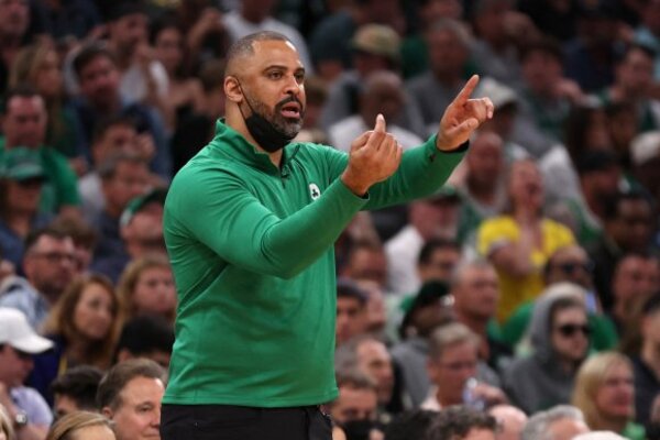 Los Celtics suspenden a Ime Udoka toda la temporada porque mantuvo relaciones con una integrante del staff