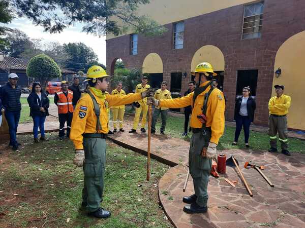 CONADERNA CONTINÚA DESARROLLANDO EN SANTA ROSA CAPACITACIÓN EN CONTROL DE INCENDIOS