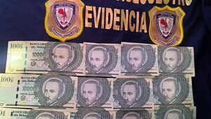 Detienen a mujer que extorsionaba a un pa'i para no revelar romance