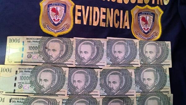 Detienen a mujer que extorsionaba a un pa'i para no revelar romance