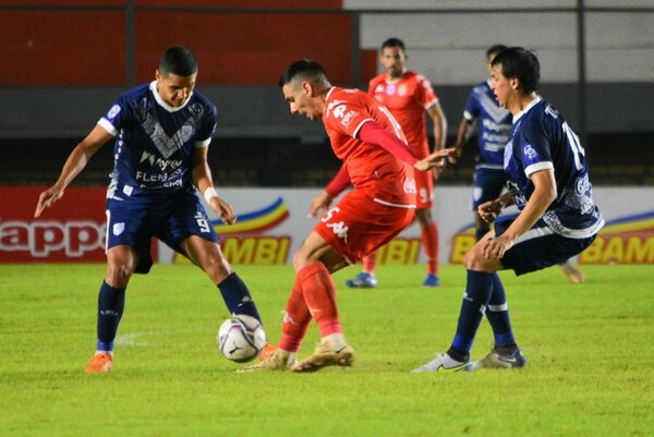 La otras peleas en el Clausura: Entrar en Sudamericana y evitar el cruel descenso