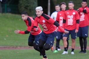 Prueba albirroja de cara al futuro - Fútbol - ABC Color