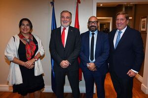 Embajador García de Viedma ofrece recepción por visita de parlamentarios de la UE - Sociales - ABC Color