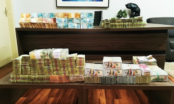 Detectan US$ 1,5 millones en oficina paralela dentro de una de las casa de cambio
