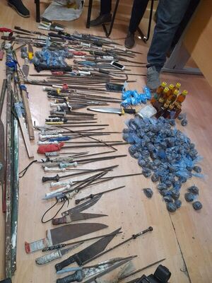 Requisa en Tacumbú: una vez más, se incautan puñales y drogas - Policiales - ABC Color