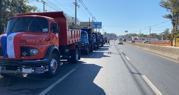Tras incumplimiento de promesa de Gobierno, camioneros anuncian nuevo paro
