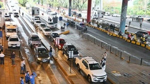 Cada vez más paraguayos cruzan a Foz y Puerto Iguazú en busca de combustibles | Noticias Paraguay