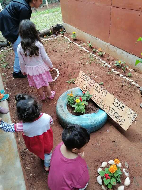 Fomentan la enseñanza en niños acerca del cultivo y cuidado del medio ambiente