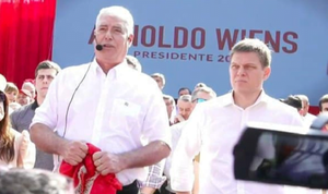 Brunetti desmiente a Bachi Núñez y descarta posibilidad de que Wiens renuncie a su precandidatura - Noticiero Paraguay