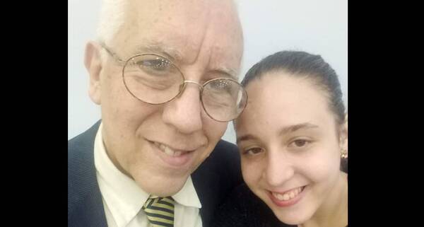 Crónica / Tras postéo de su hija, reconocido periodista trabajará en los Juegos Odesur