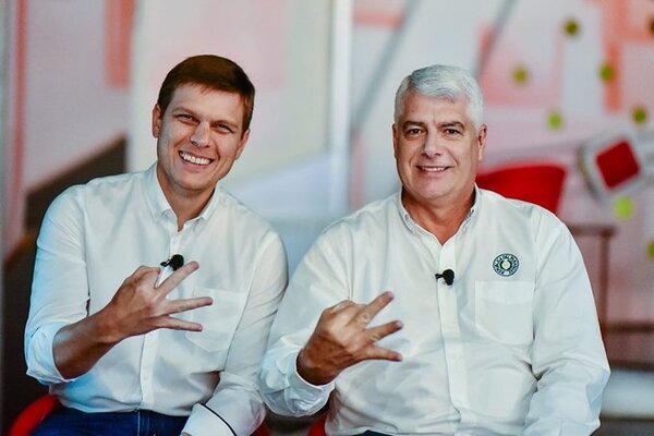 Brunetti desmiente a Bachi Núñez y descarta posibilidad de que Wiens renuncie a su precandidatura
