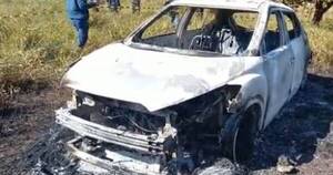 La Nación / Hallan auto incinerado que habrían usado los sicarios del pastor asesinado