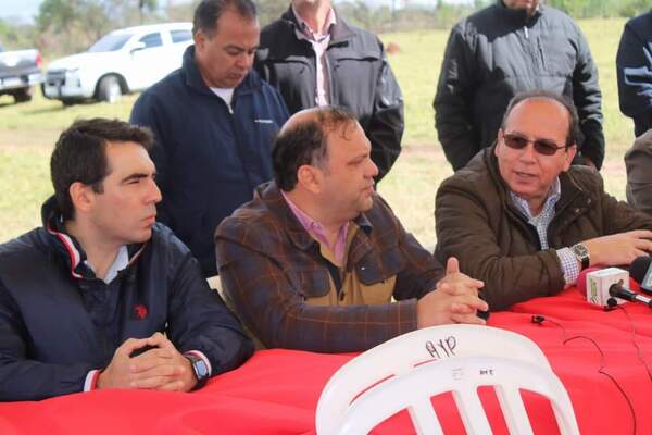 Presentan el proyecto de construcción del Centro Ambulatorio de Especialidades en Caaguazú - Noticiero Paraguay