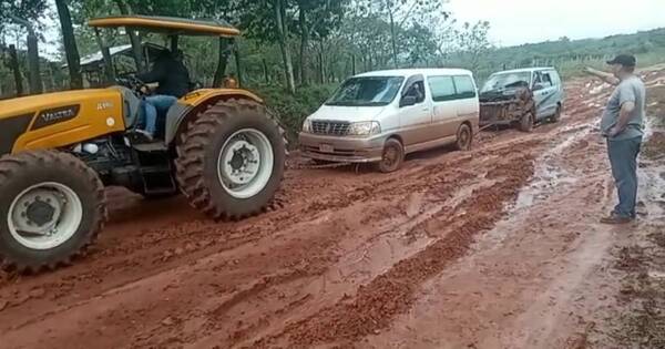 La Nación / Gobierno no hace nada para reparar camino en asentamiento campesino