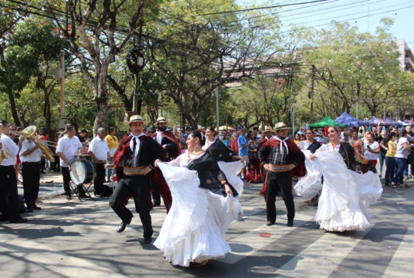 Diario HOY | Palmeada artística y cultural como bienvenida a la primavera