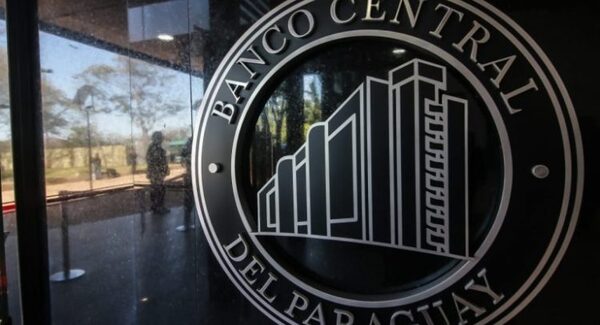 El BCP no frena y anuncia otro incremento de tasas de interés de 25 puntos básicos hasta el nivel de 8,50% - Revista PLUS