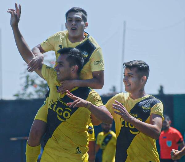 Crónica / Primera B: Victorias de Recoleta y General Díaz en el arranque de la fecha 30