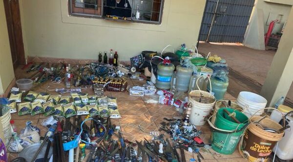 Requisan armas, celulares, drogas y alcohol en cárcel de CDE