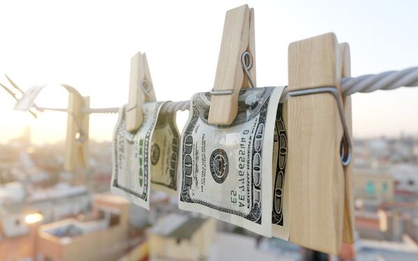 ¿Cómo funciona el sistema del lavado de dinero? - Periodísticamente - ABC Color