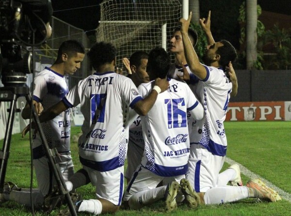 Sportivo Ameliano festejó en el inicio del capítulo 13 - APF