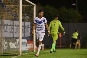 Ameliano vs. Guaireña: La V Azulada triunfa con autoridad en el debut de Pumpido   - Sportivo Ameliano - ABC Color