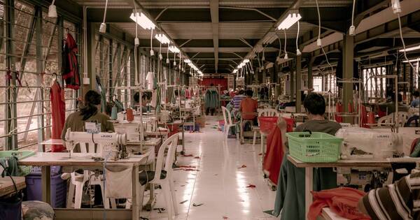 La Nación / Convocan a diseñadores nacionales a confeccionar a partir de textiles reciclados