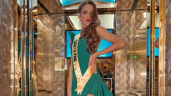 Crónica / "La Comadre" va a puntuar a candidatas a misses
