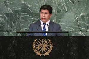 El presidente de Perú cambia a sus ministros de Defensa y Transportes - Mundo - ABC Color