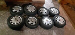Tras denuncia de robo de 24 llantas, conductor de Bolt y gomero quedan detenidos  - Policiales - ABC Color