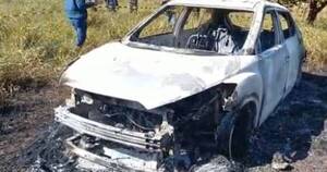 La Nación / Hallan incinerado auto de sicarios del pastor