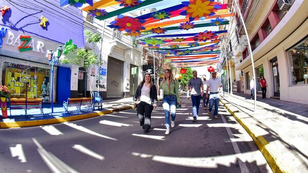 Palmeada y música en capital por el inicio de la primavera