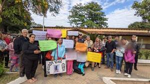 Crónica / En Limpio se cansaron de la inseguridad y fueron a protestar frente a la comisaría